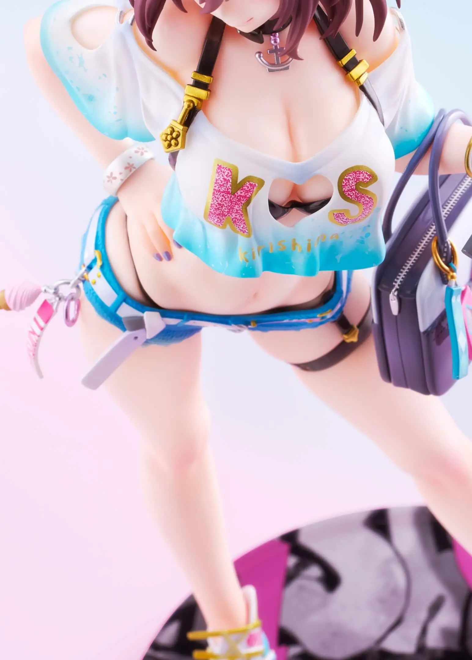 Figurine Kirishima Ver. Bravely Summer de Azur Lane par Mimeyoi